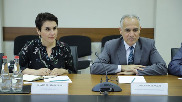 palatada-gorus-bmt-problemli-kreditlerin-helli-ile-bagli-fermani-yuksek-qiymetlendirir